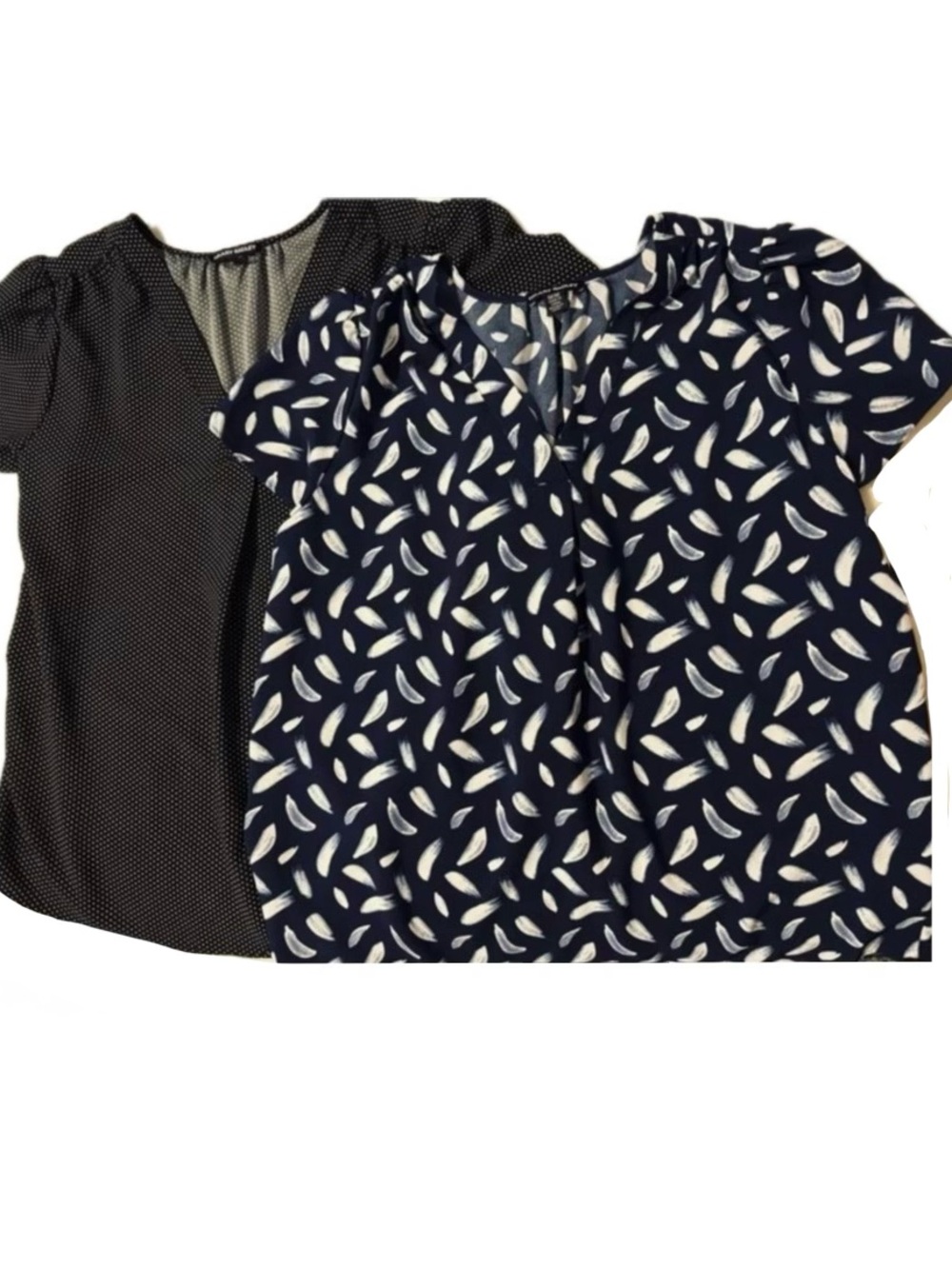 Hilary Radley V-neck Blouses set of 2 sz Med Blue Abstract Print Black Polka Dot